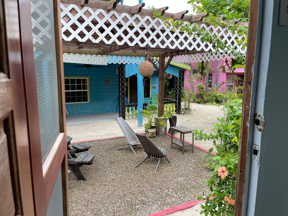 Sea N Sun Guest House Caye Caulker Exteriér fotografie