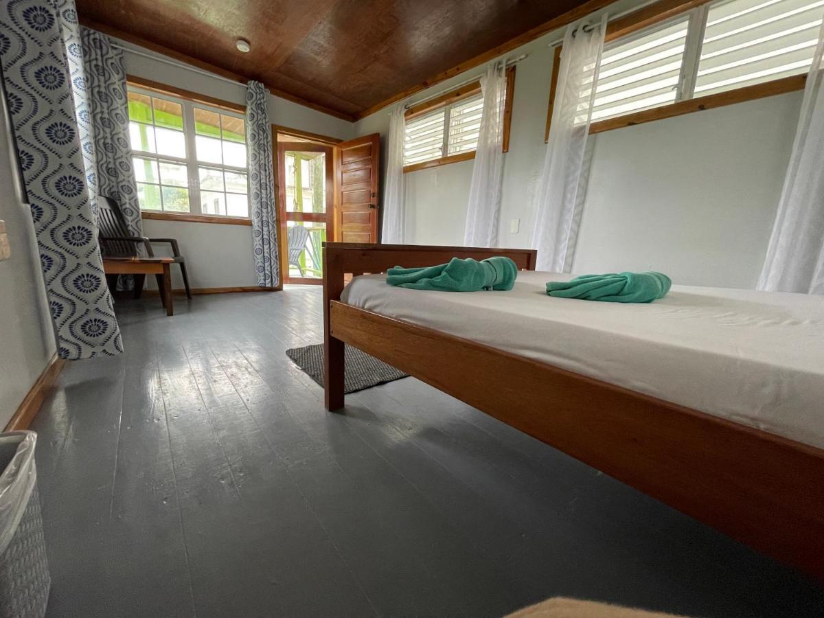 Sea N Sun Guest House Caye Caulker Exteriér fotografie