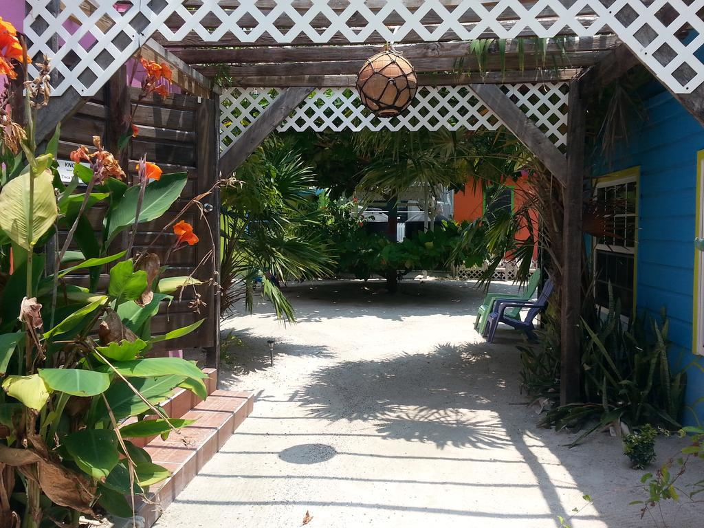 Sea N Sun Guest House Caye Caulker Exteriér fotografie